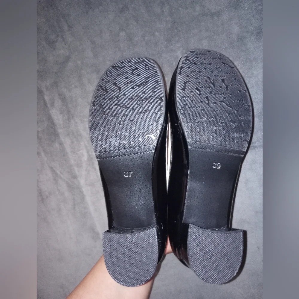 Jingpin Black and White Lolita T Steal Low Block Heel Size 37 US Size 6 NWOT - Picture 5 of 6